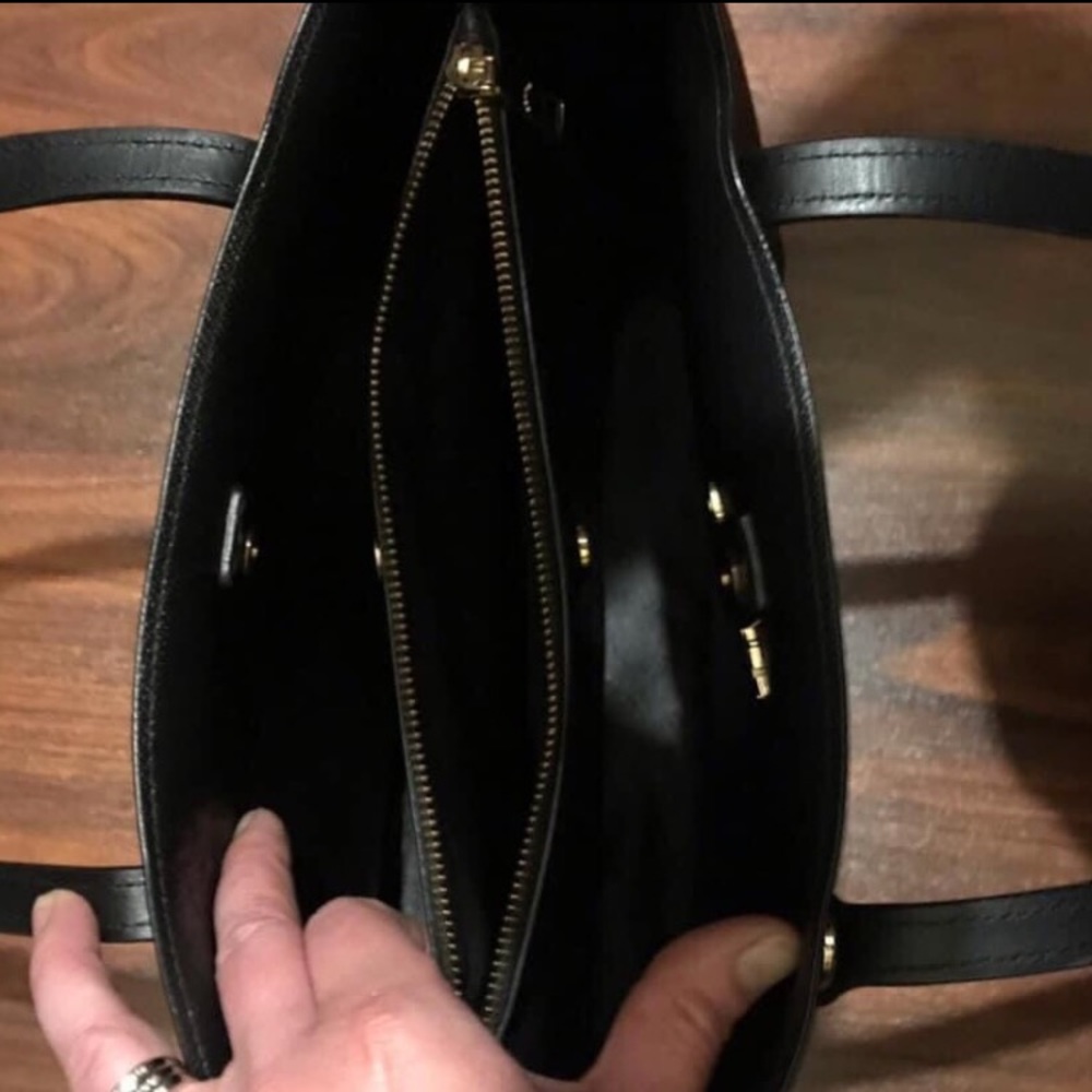 Authentic Coach Purse - Picture 2 of 4